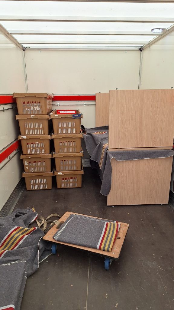 photo bureau cabourg taurus calvados bord de mer