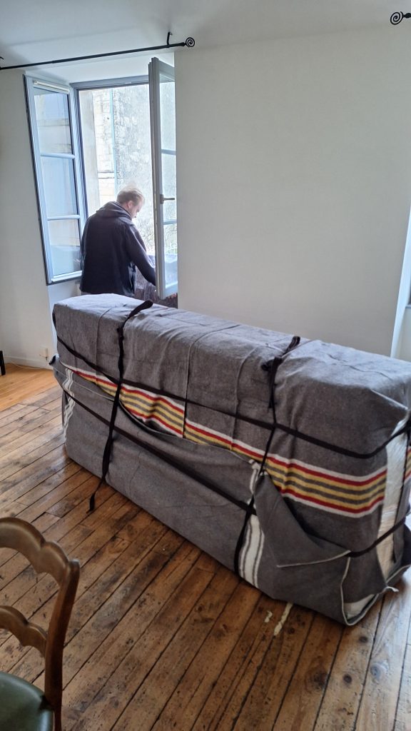 demenagmeent colombelles passage fenetre buffet protection 2